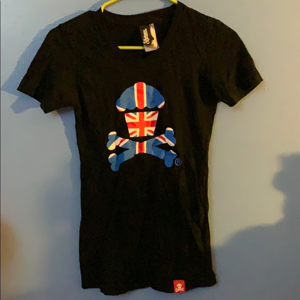 COPY - Johnny Cupcakes flag tee
